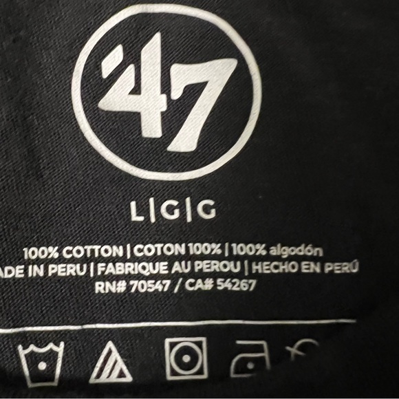 47 Bruins Stitched Black T-Shirt with Logo Tee 🔥Unisex🔥 - Picture 4 of 4